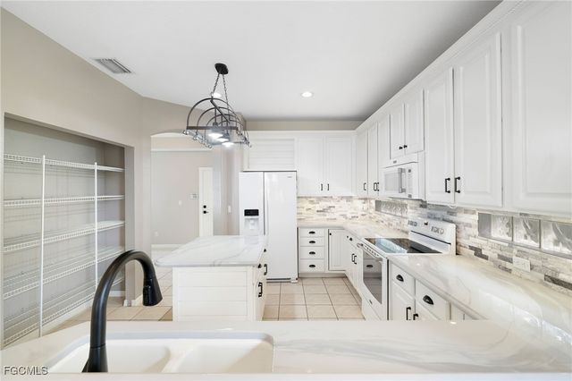 9384 Scarlette Oak AVE, Fort Myers, FL 33967