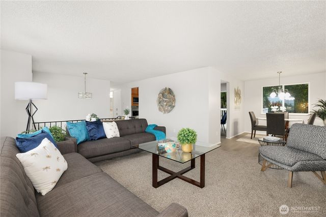 1302 N Woodlawn Street, Tacoma, WA 98406