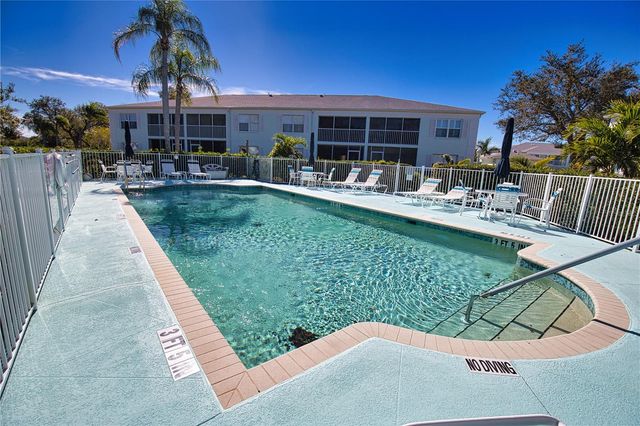 5725 GREENWOOD AVENUE 3103, North Port, FL 34287