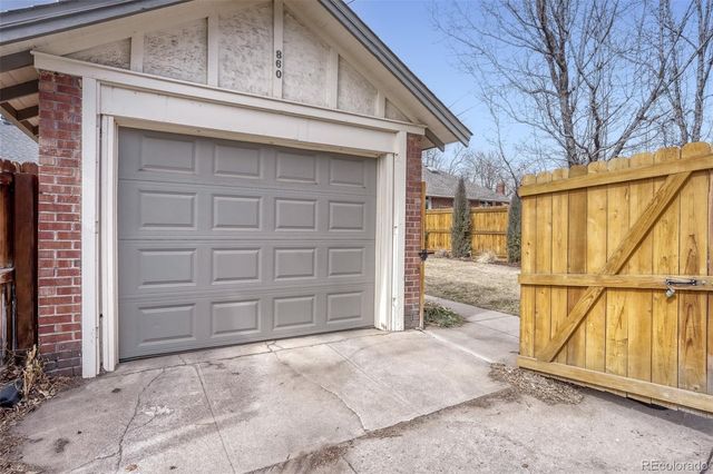 860 S Vine Street, Denver, CO 80209