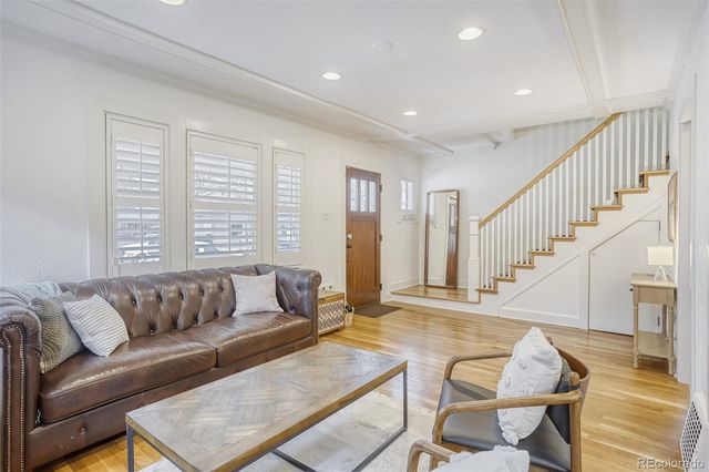 860 S Vine Street, Denver, CO 80209