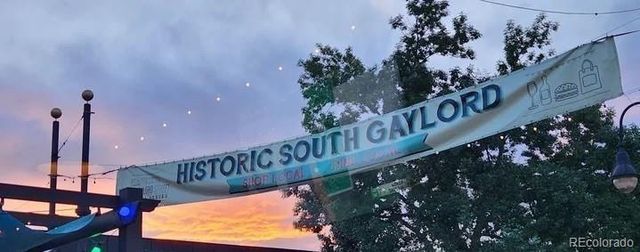 860 S Vine Street, Denver, CO 80209