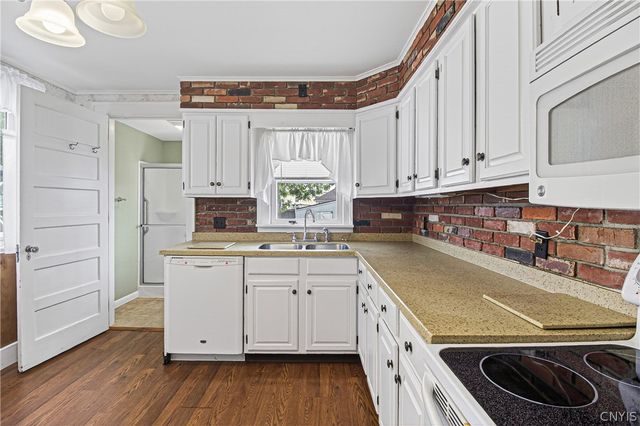 317 N Caroline St, Herkimer, NY 13350