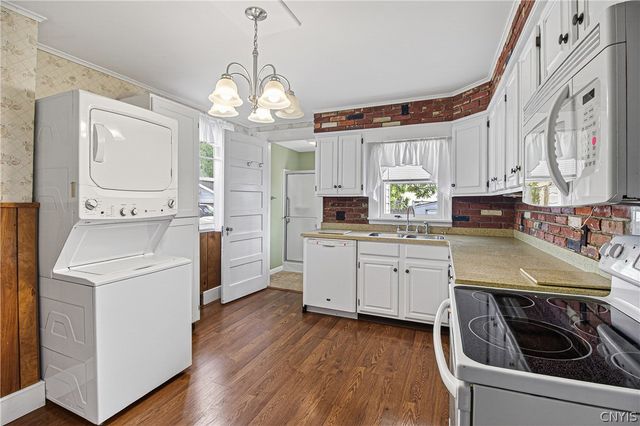 317 N Caroline St, Herkimer, NY 13350