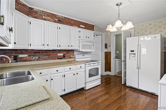 317 N Caroline St, Herkimer, NY 13350