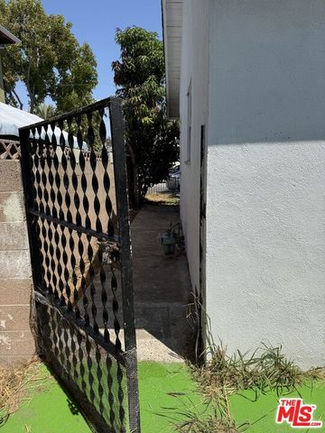 14711 Grevillea Avenue, Lawndale, CA 90260