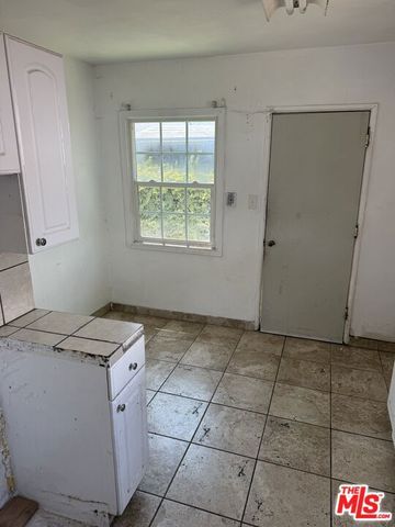 14711 Grevillea Avenue, Lawndale, CA 90260