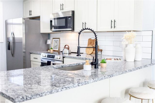 409 Hicks AVE, Norfolk, VA 23502