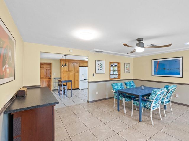 2086 LAKEWOOD DRIVE, Clearwater, FL 33763