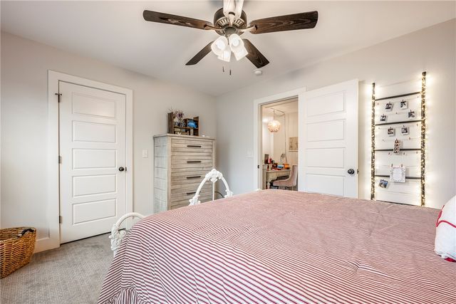 316 E Martin Luther King Jr Boulevard, Fayetteville, AR 72701