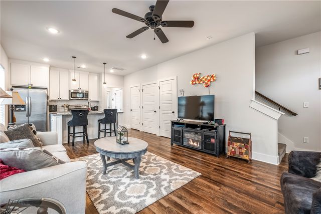 316 E Martin Luther King Jr Boulevard, Fayetteville, AR 72701