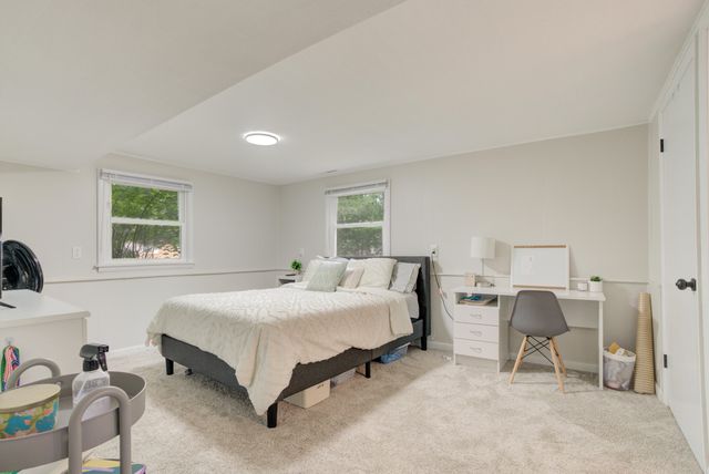 2305 WALTHER CT, Columbia, MO 65203