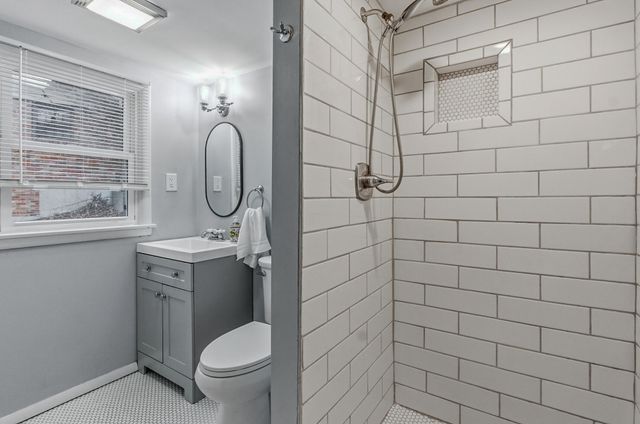 2305 WALTHER CT, Columbia, MO 65203