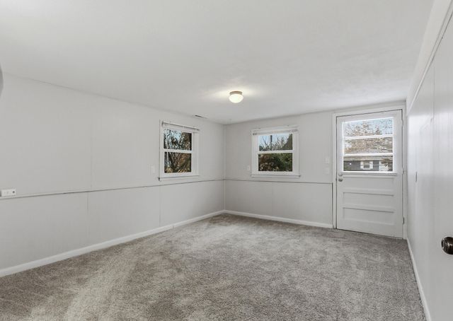 2305 WALTHER CT, Columbia, MO 65203