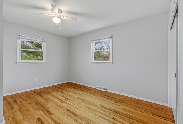 2305 WALTHER CT, Columbia, MO 65203