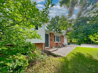 2305 WALTHER CT, Columbia, MO 65203