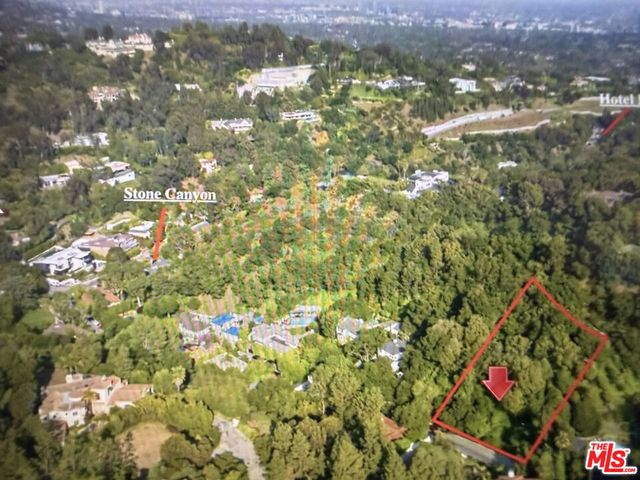 10676 Somma Way, Los Angeles, CA 90077
