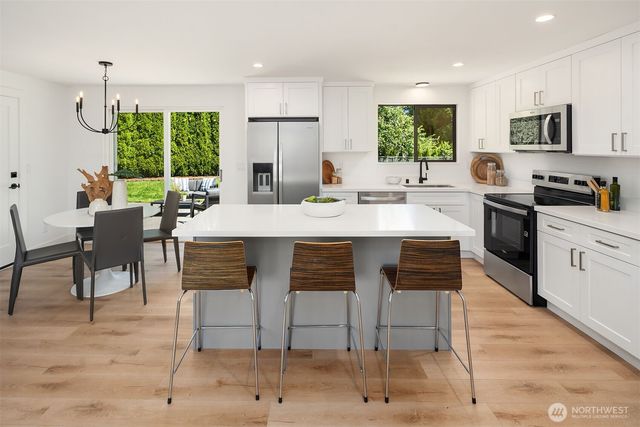 14434 83rd Place NE, Kirkland, WA 98034