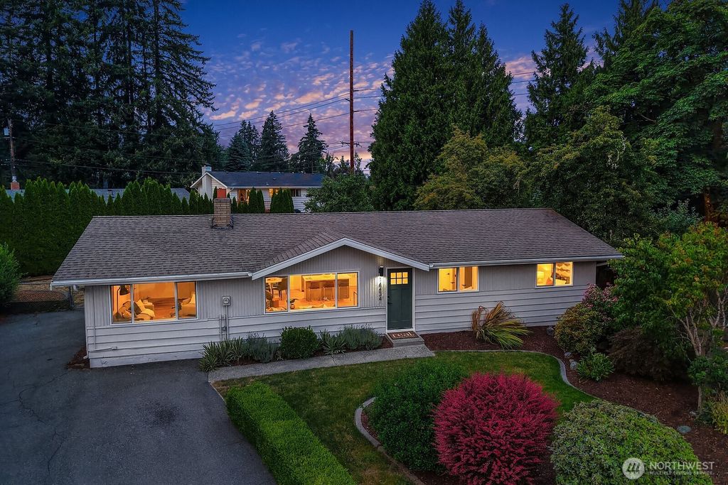 14434 83rd Place NE, Kirkland, WA 98034