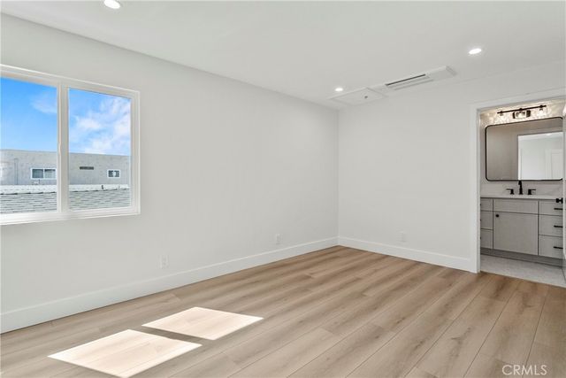 913 W Balboa Blvd C, Newport Beach, CA 92661