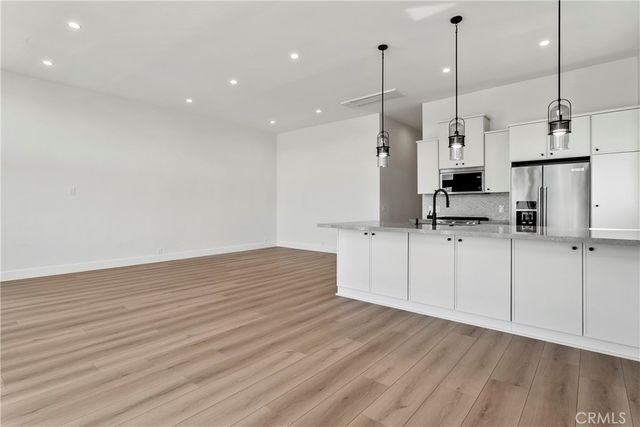 913 W Balboa Blvd C, Newport Beach, CA 92661