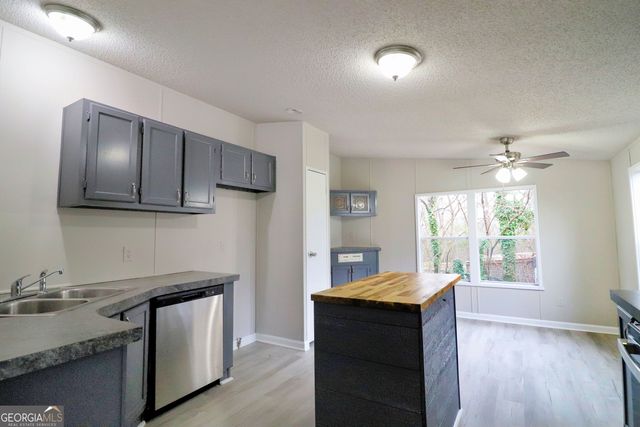 2200 Ridgeside Drive, Villa Rica, GA 30180