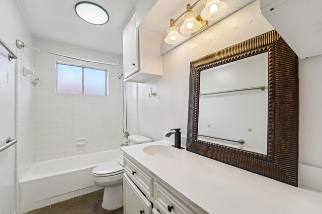 4111 Woodhampton Drive, Pasadena, TX 77505