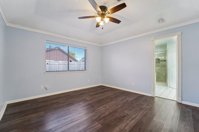 4111 Woodhampton Drive, Pasadena, TX 77505