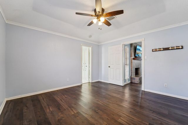 4111 Woodhampton Drive, Pasadena, TX 77505