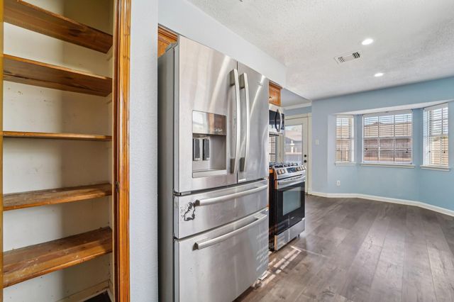 4111 Woodhampton Drive, Pasadena, TX 77505