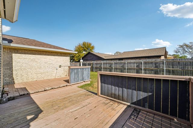 4111 Woodhampton Drive, Pasadena, TX 77505