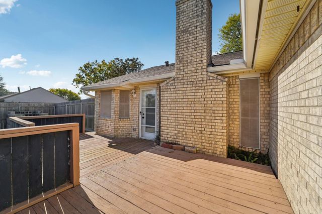 4111 Woodhampton Drive, Pasadena, TX 77505