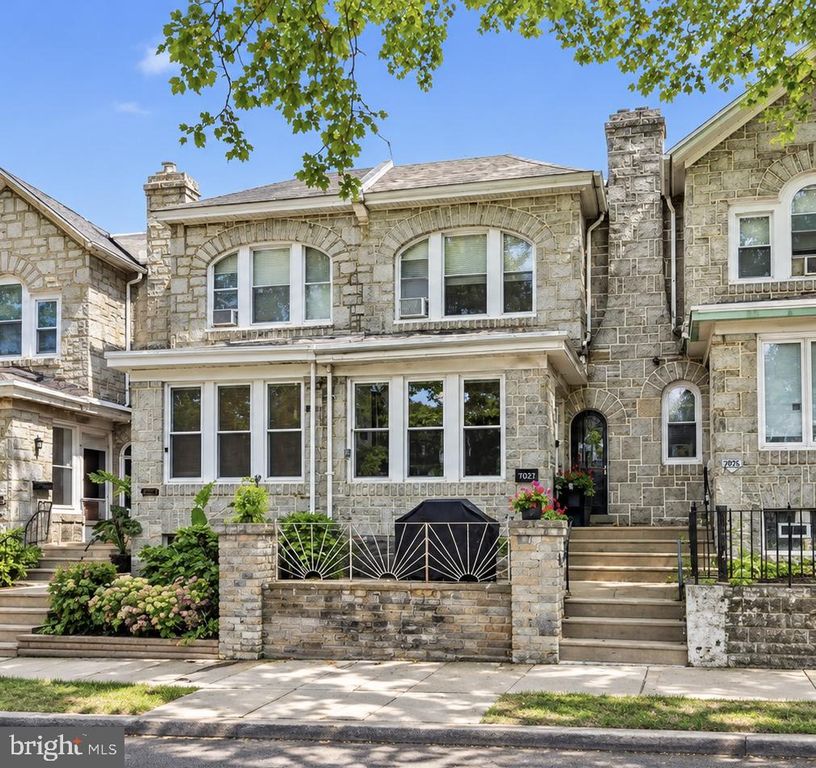 213 E COMLY ST, Philadelphia, PA 19120 — exterior