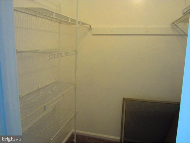 296 TAVISTOCK, Cherry Hill, NJ 08034