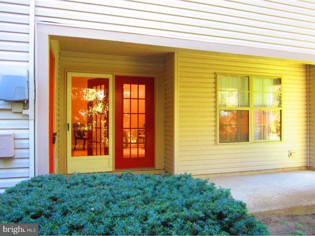 296 TAVISTOCK, Cherry Hill, NJ 08034