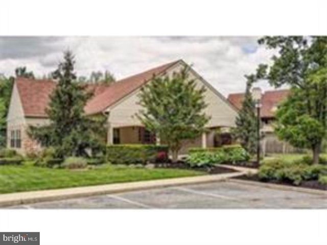 296 TAVISTOCK, Cherry Hill, NJ 08034