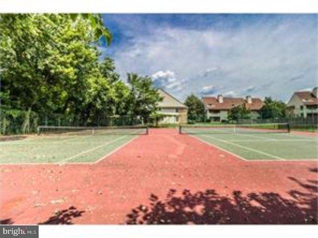 296 TAVISTOCK, Cherry Hill, NJ 08034