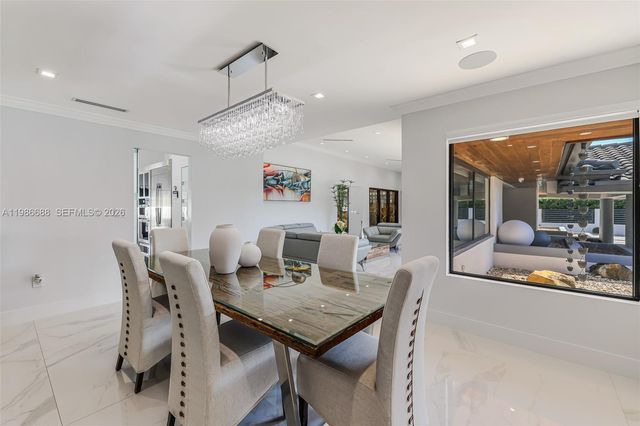 13801 SW 34th St, Miami, FL 33175