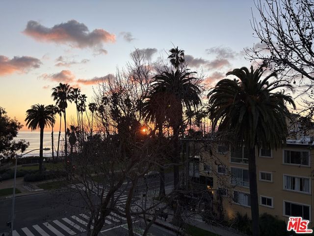 801 OCEAN Avenue 205, Santa Monica, CA 90403