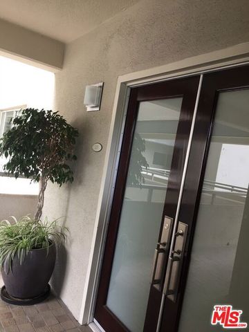 801 OCEAN Avenue 205, Santa Monica, CA 90403