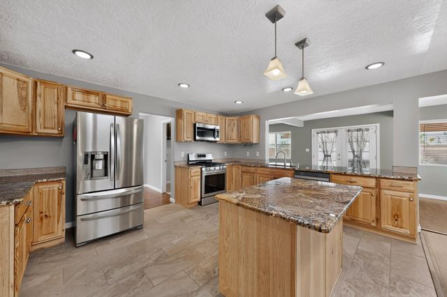 3802 Saint Andrews Drive SE, Rio Rancho, NM 87124