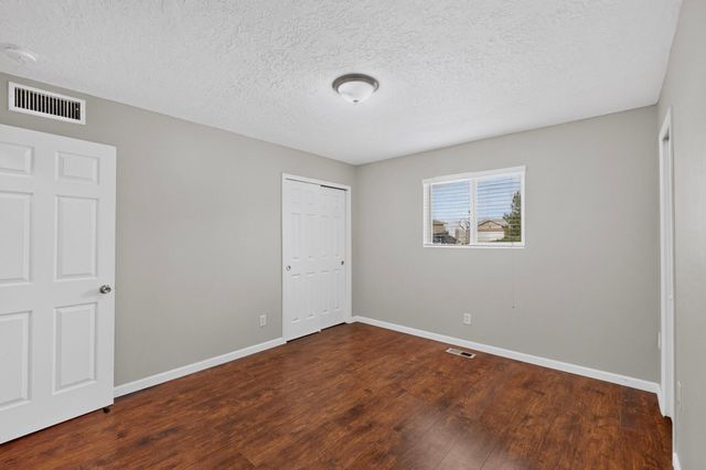3802 Saint Andrews Drive SE, Rio Rancho, NM 87124