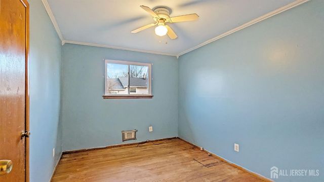 3 Susan Court, Piscataway, NJ 08854