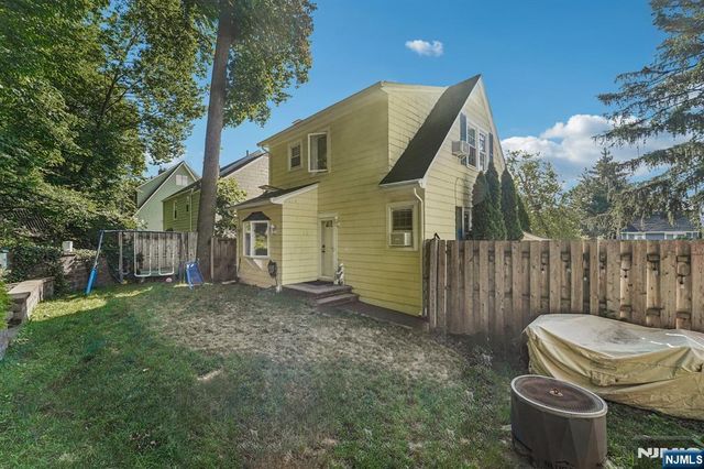 75 Rollinson Street, West Orange, NJ 07052