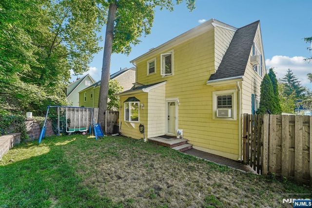 75 Rollinson Street, West Orange, NJ 07052