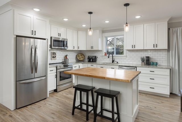 1914 Bay Hill Drive, Hixson, TN 37343