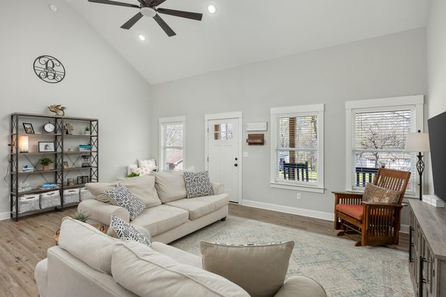 1914 Bay Hill Drive, Hixson, TN 37343