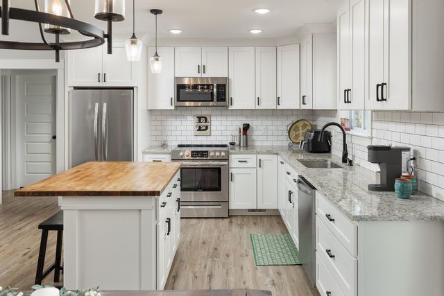 1914 Bay Hill Drive, Hixson, TN 37343
