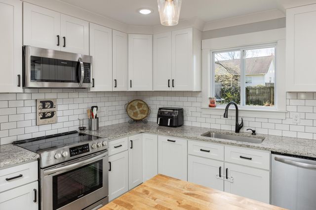 1914 Bay Hill Drive, Hixson, TN 37343