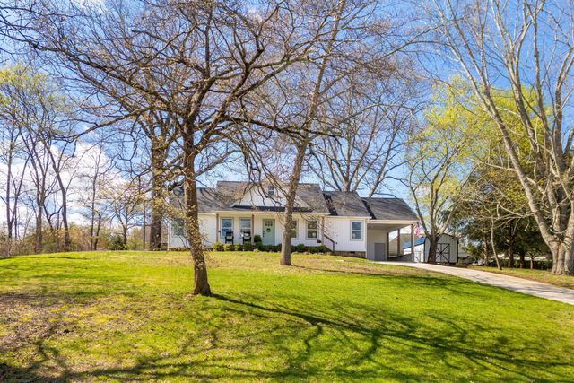 1914 Bay Hill Drive, Hixson, TN 37343
